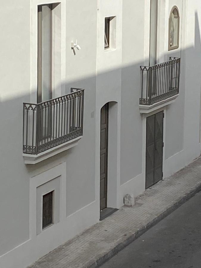 Le Finestre Su Via Roma - Apartments Matino Exterior photo